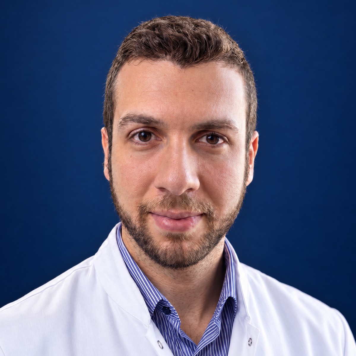 Dr Armand Alain